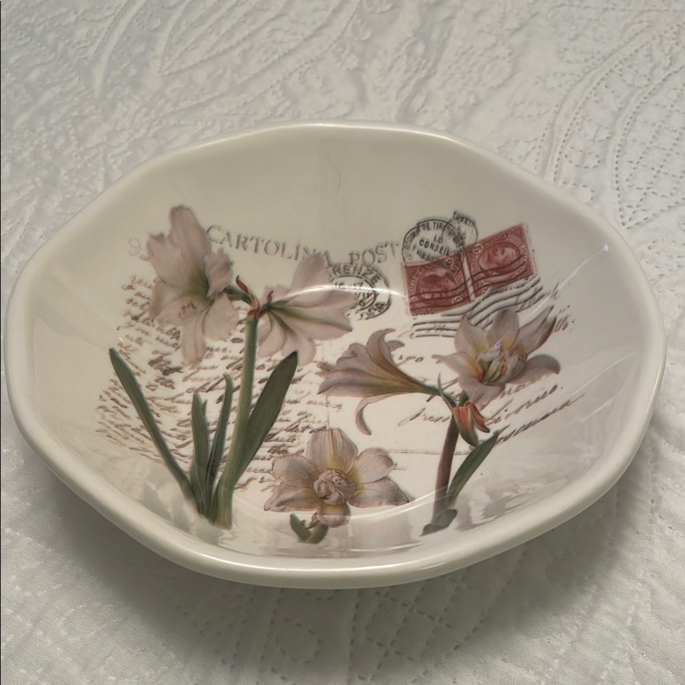 EFFETTI Ceramic Pasta or Food Container Bowl Floral Stamp Handmade in Italy
